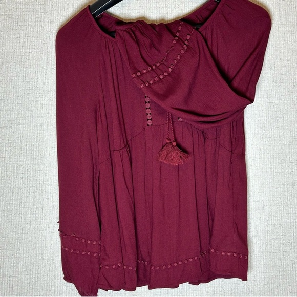 Old Navy Womens Burgundy Peasant Cottage Tassel Balloon Sleeve Blouse small - Picture 3 of 9